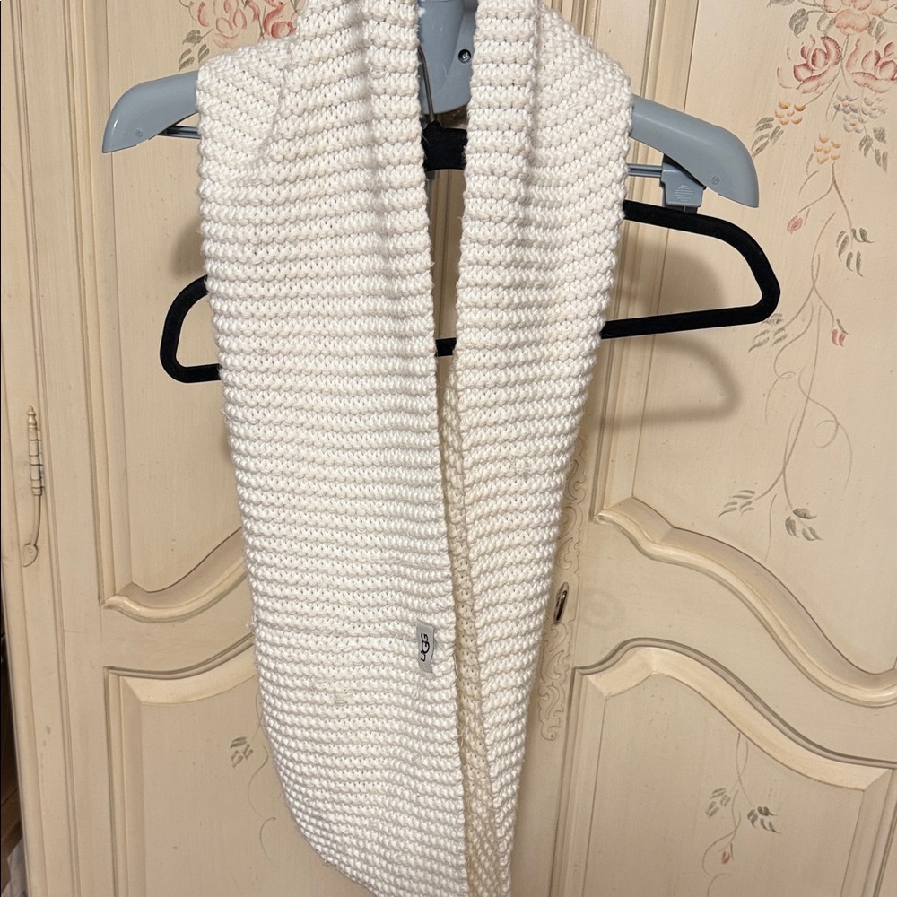 UGG Cream Knit wrap Scarf